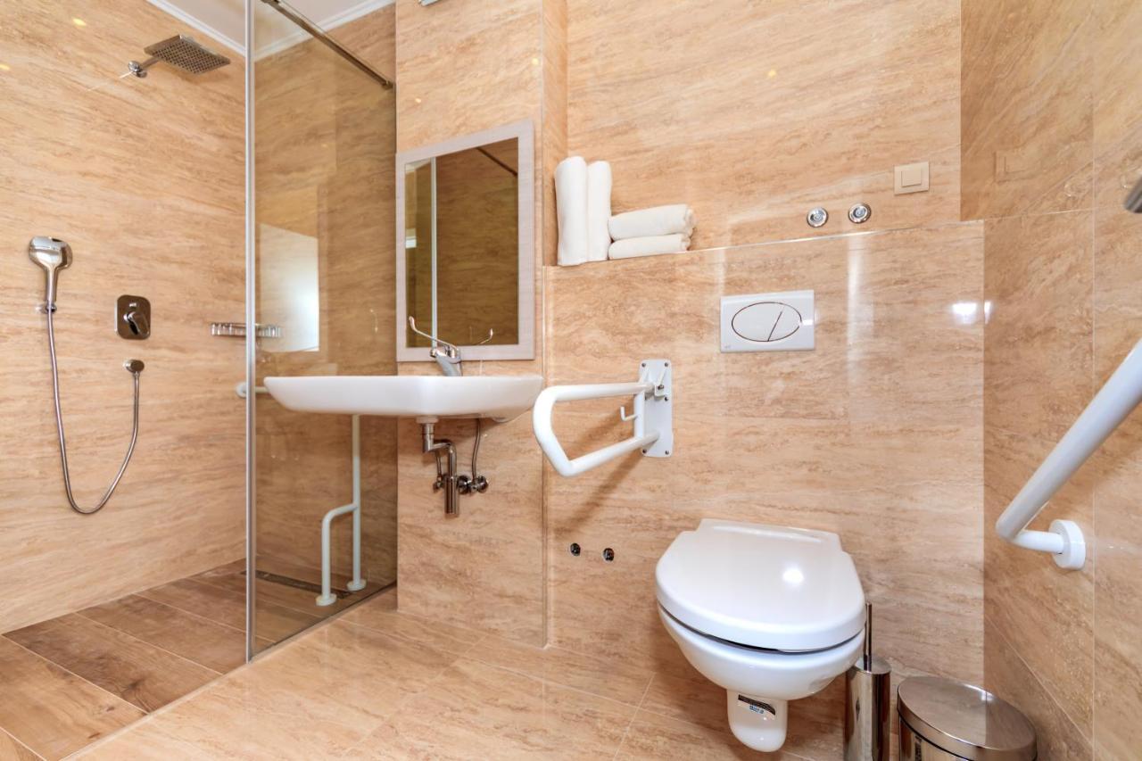 Luxury Apartments Queen Petrovac Exterior photo