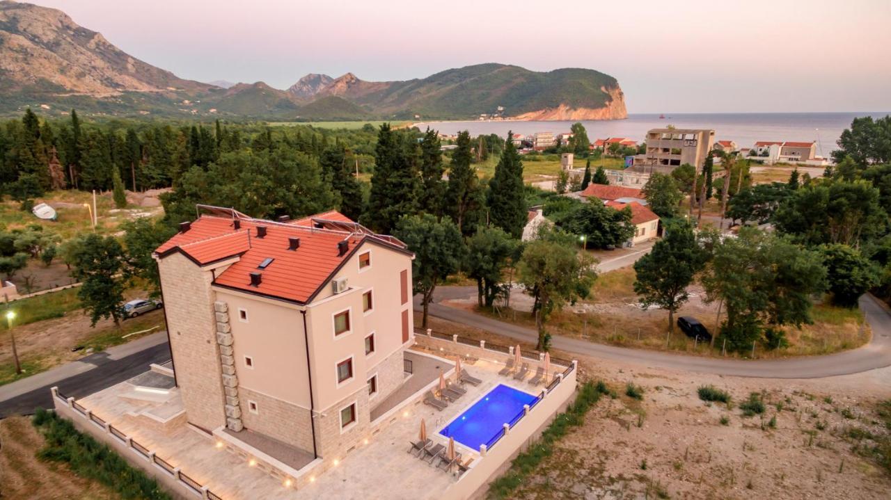 Luxury Apartments Queen Petrovac Exterior photo